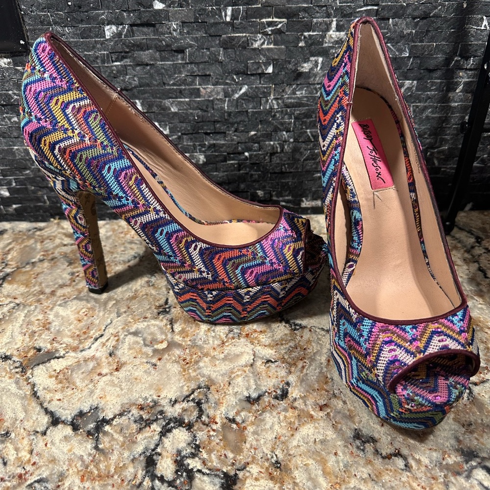 Betsey Johnson Stilettos Chevron Open Toe Heels Purple Pink Size 7 ~Sashh~ New